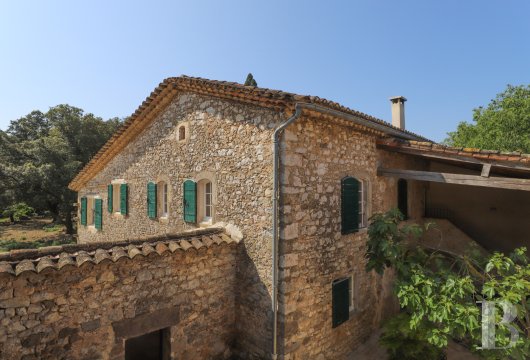 A vast farmhouse on a 130-hectare estate in Gard, south of Anduze - photo  n°3